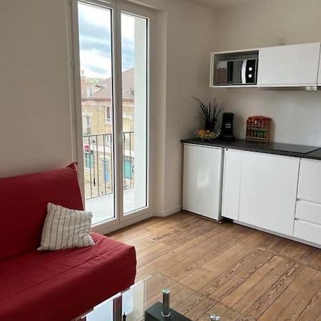 Apartment With Balcony Near Disneyland. Esbly 외부 사진